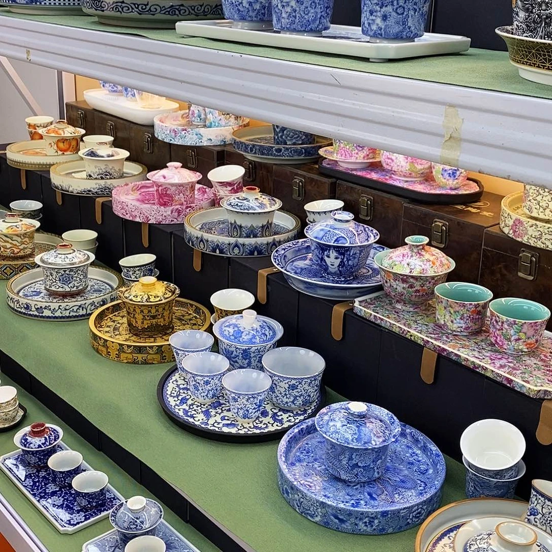 盖碗里的水煮开后放入