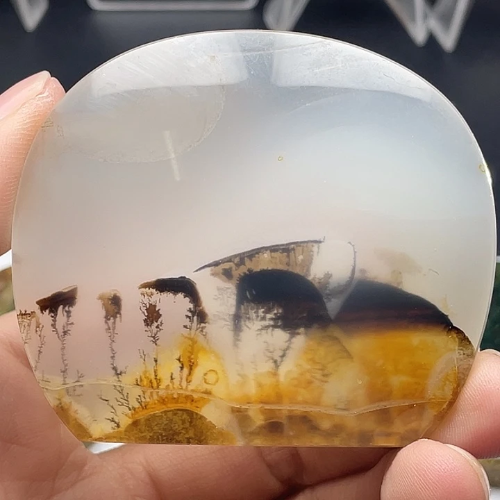 疯***子玛瑙/玉髓未镶嵌颈饰