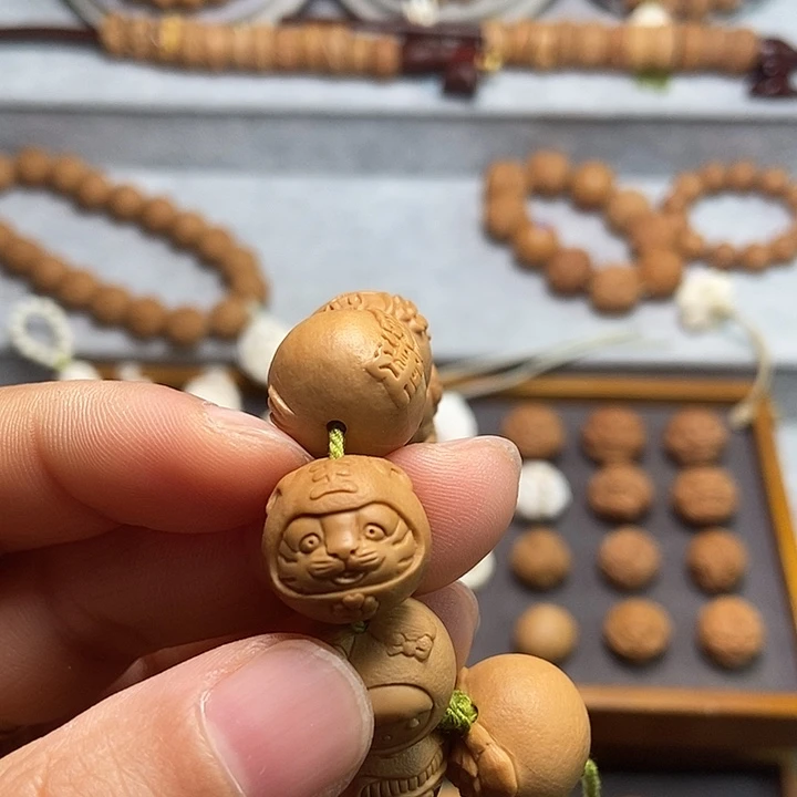 桃核吊坠T****O定制达摩虎