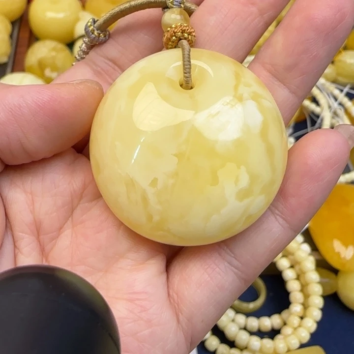 未镶嵌颈饰蜜蜡天然蜜蜡