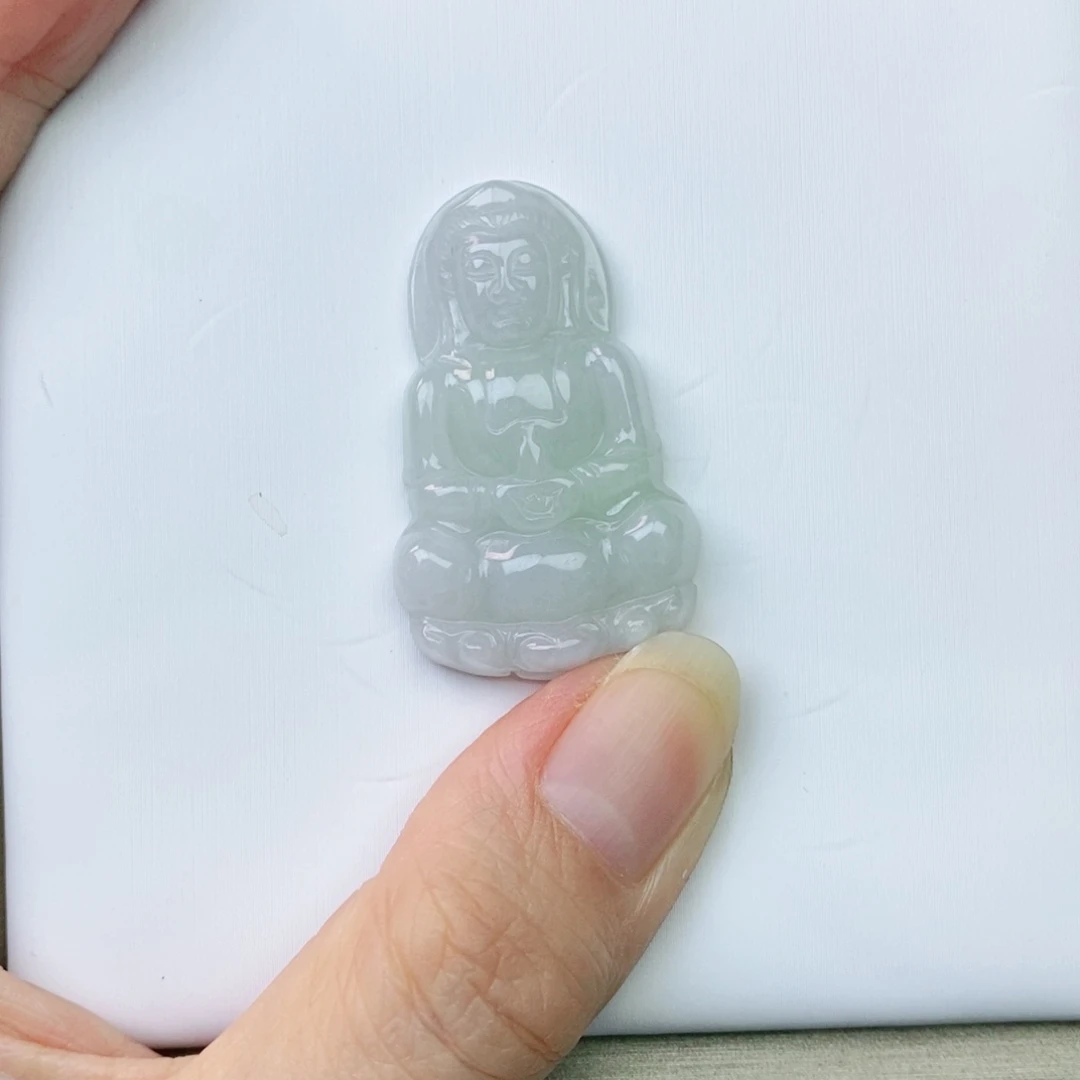 红***酒翡翠未镶嵌颈饰观音
