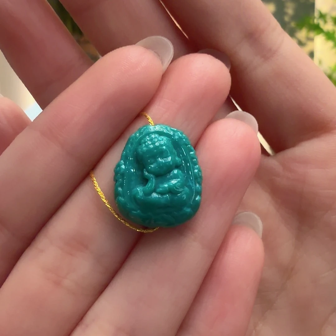 绿松石未镶嵌颈饰