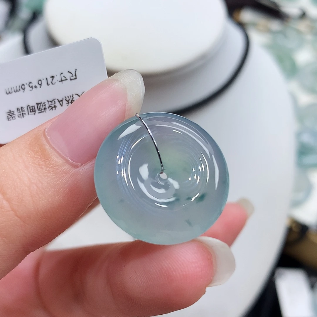 翡翠未镶嵌胸饰翡翠85，21.6/5.6