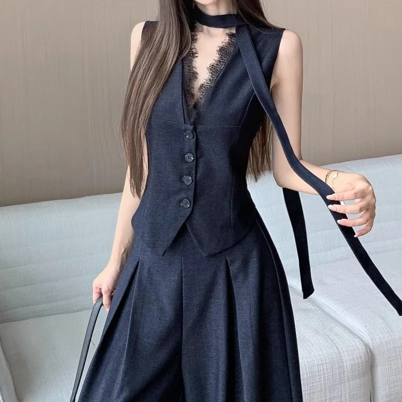 复古洋气牛仔套装女秋季时尚蕾丝马甲上衣高腰阔腿裤裙休闲两件套