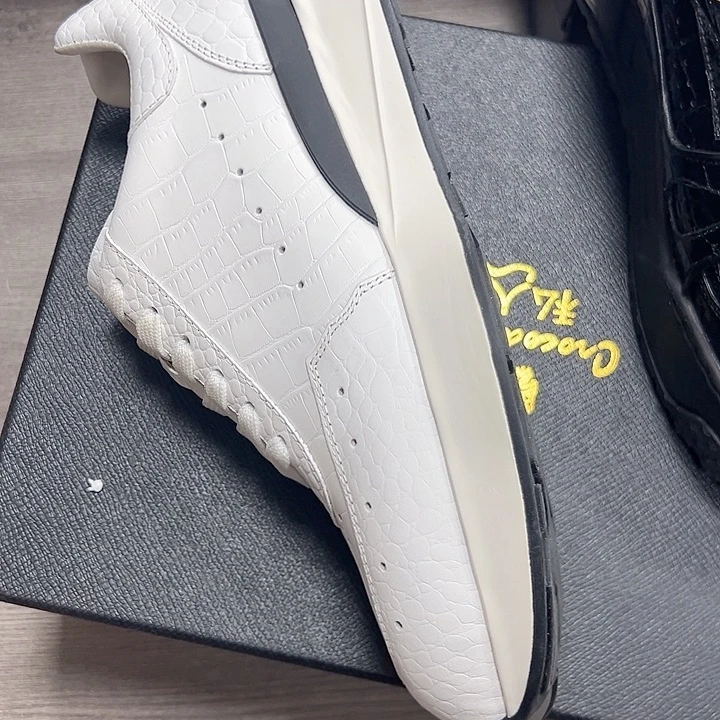 鳄鱼皮（革）红*39码