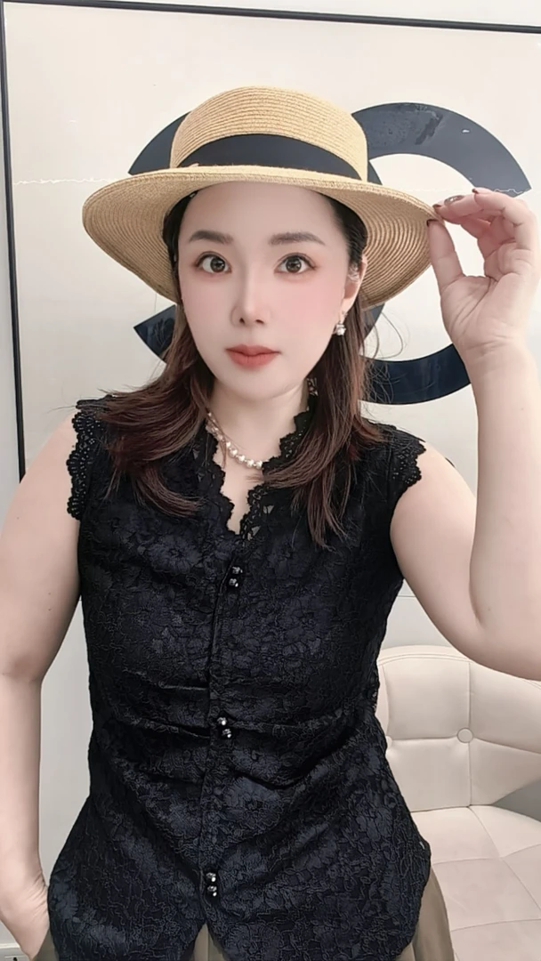 新中式通勤常规时尚风性感风背心蕾丝显瘦吊带套装