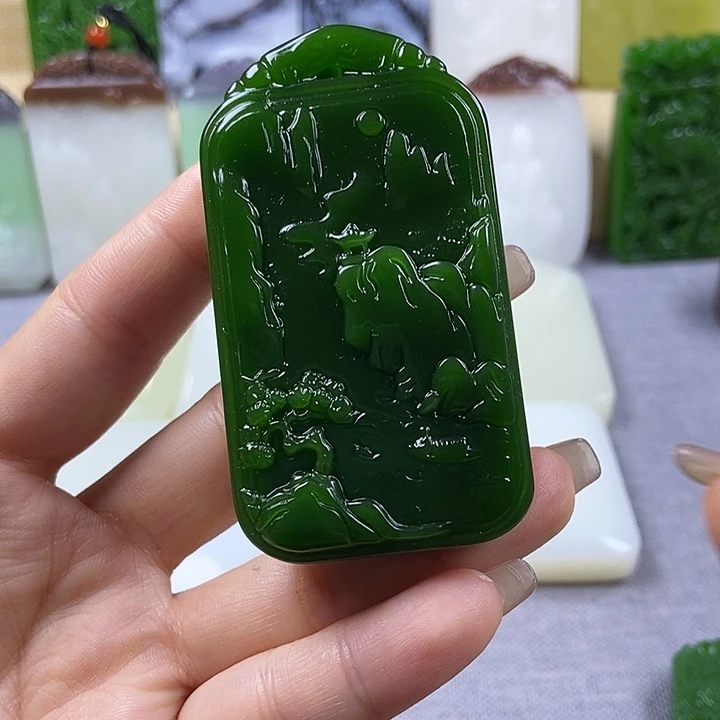 颈饰未镶嵌和田玉