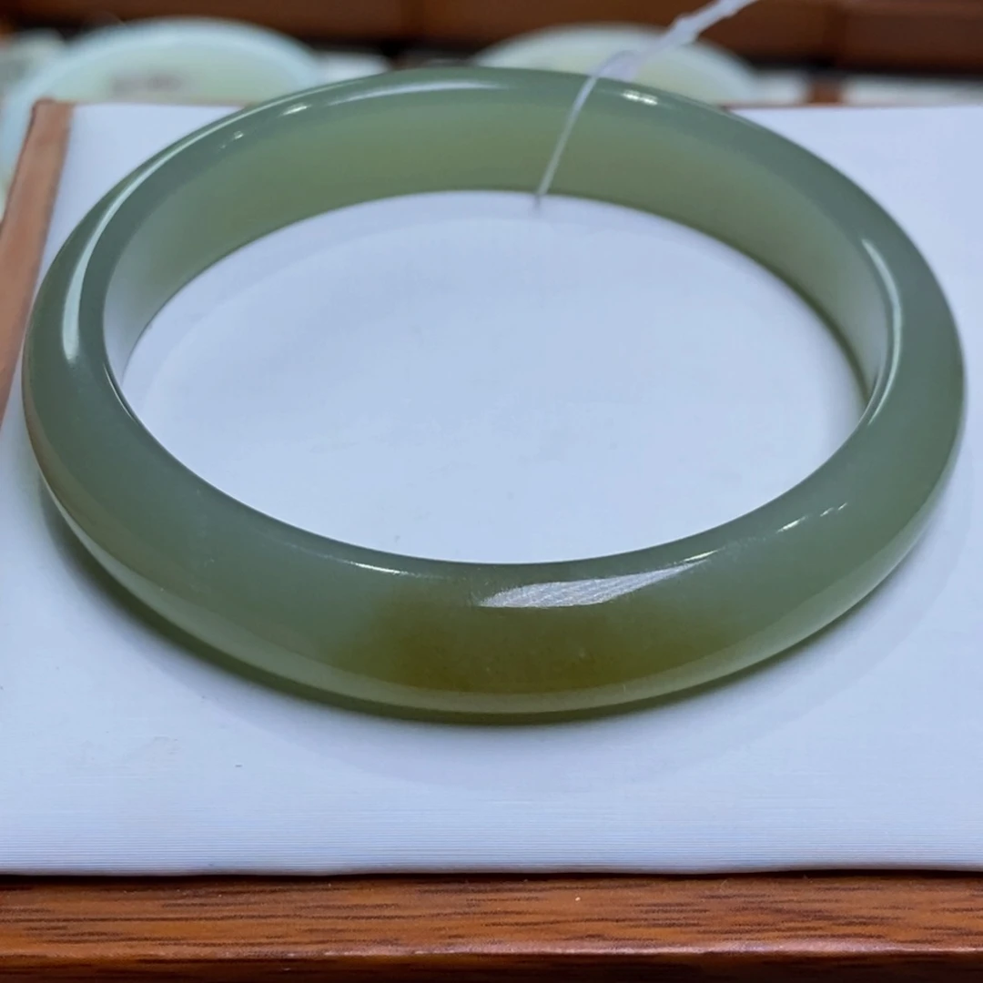 和田玉手镯未镶嵌且末蓝带糖 55 56