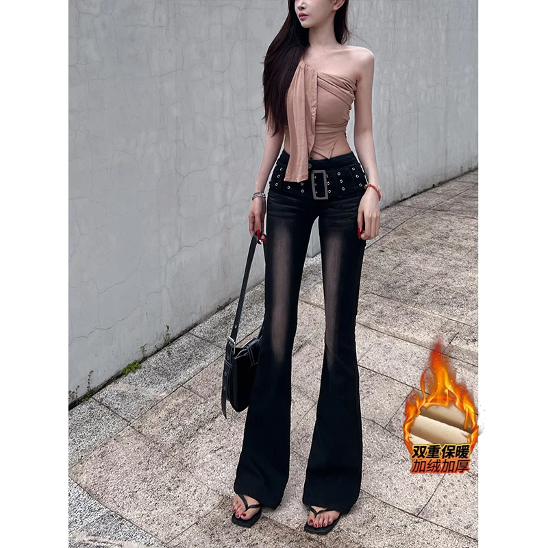 黑色加绒微喇牛仔裤女2025年冬季新款百搭高腰设计感腰带喇叭长裤