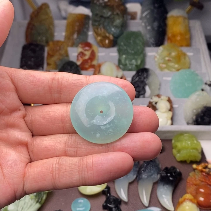 蛇纹石玉颈饰未镶嵌晓*一