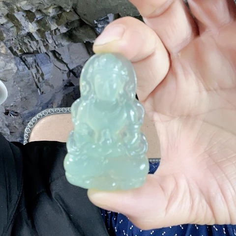 蛇纹石玉未镶嵌珠宝奇石