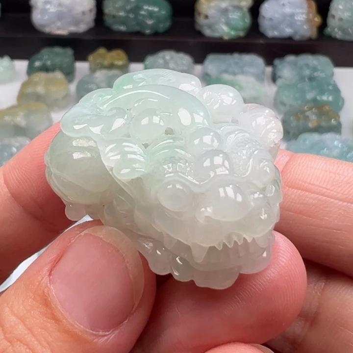 颈饰未镶嵌翡翠貔貅