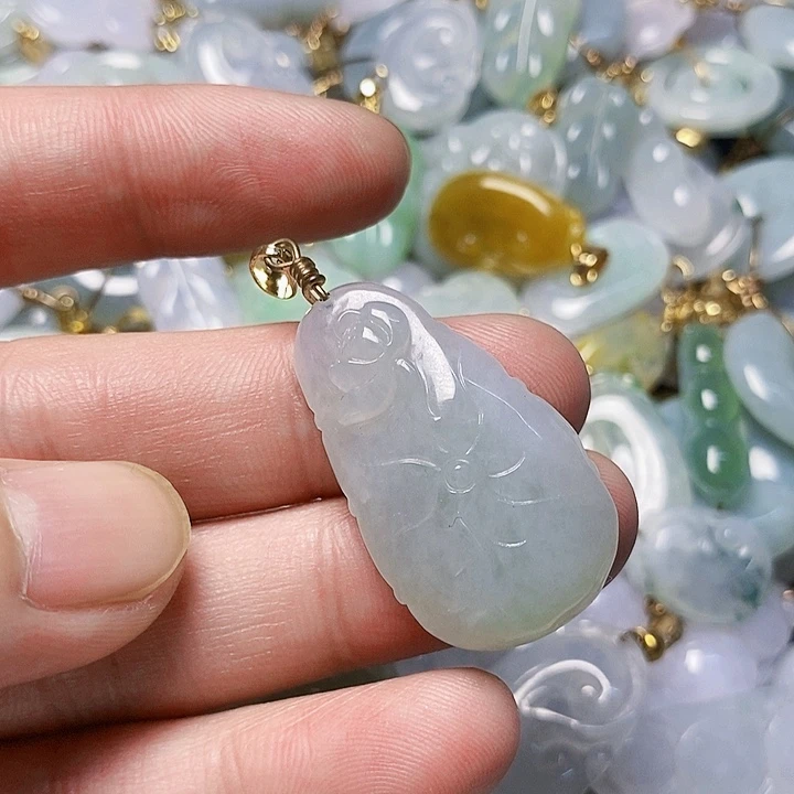 翡翠未镶嵌颈饰天然A货翡翠