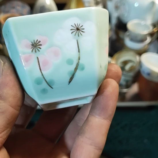 碗鑫****人瓷器活动的人了