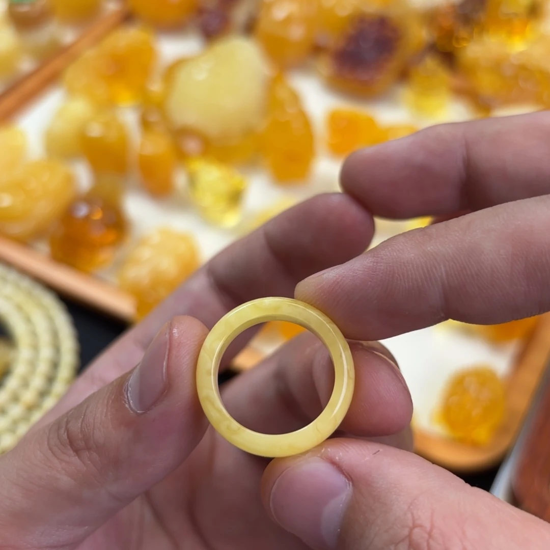 蜜蜡未镶嵌裸石指环18内径
