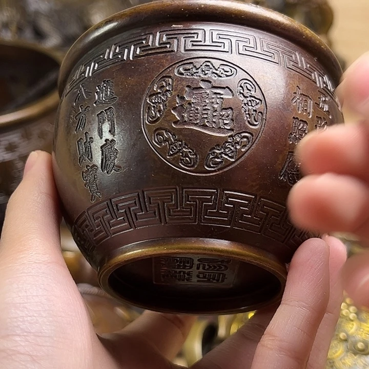 精美铜器，点击下单
