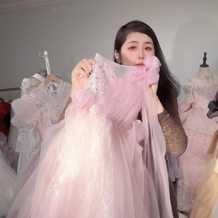 儿童礼服额额额额额额额尔热热的