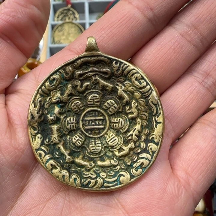屯****云藏传老物件一个漂亮