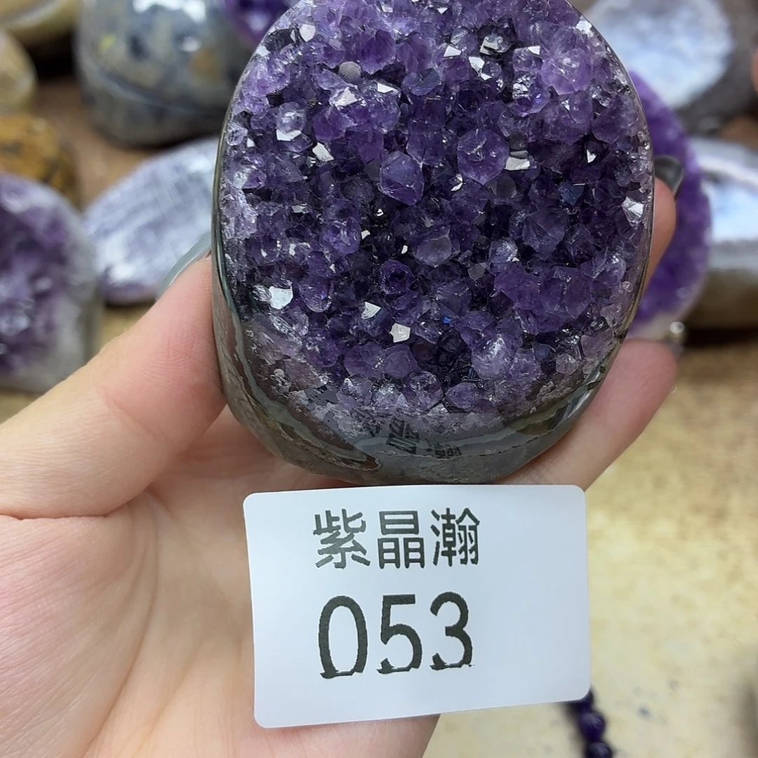 玛瑙/玉髓未镶嵌珠宝奇石