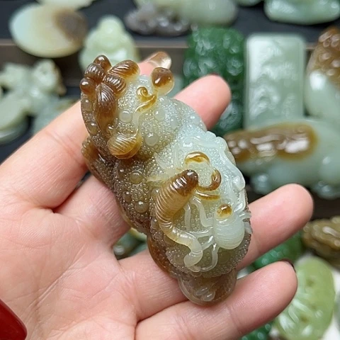 和田玉颈饰未镶嵌木**春