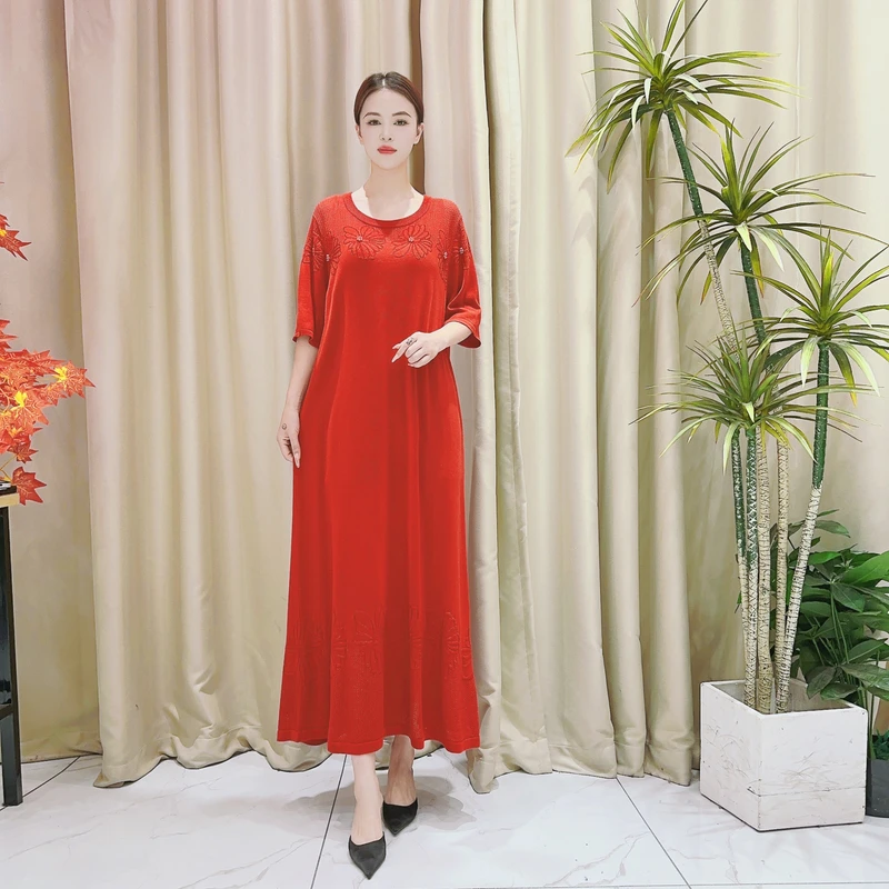 9441砖红色显瘦减龄连衣裙针织中长款春夏显瘦清爽气质收腰宽松