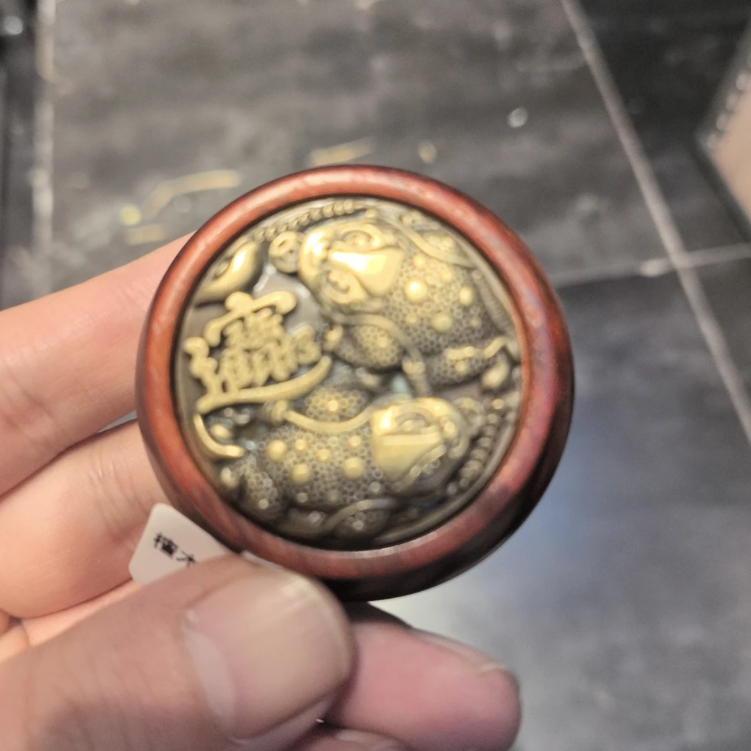 A37精美文玩木串（无礼盒）