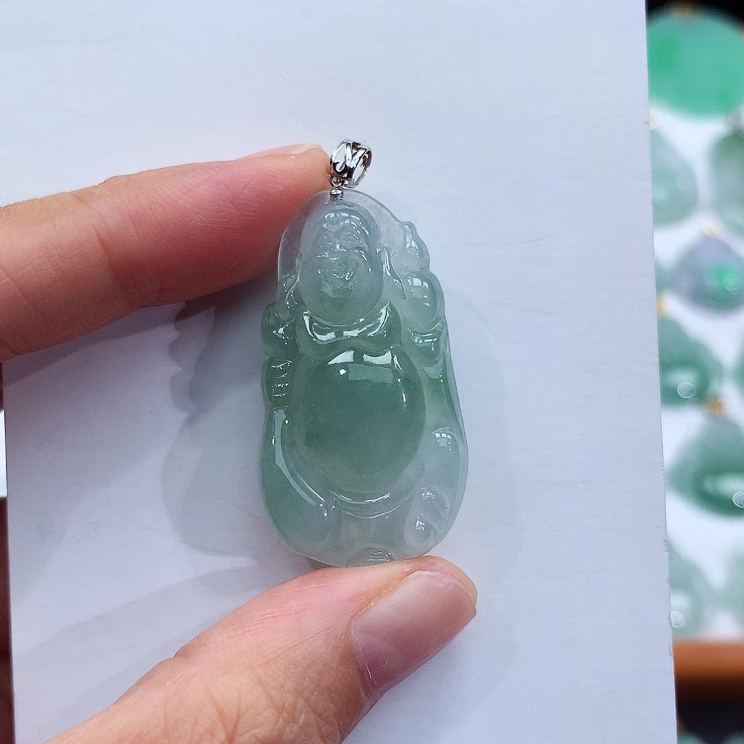 翡翠18K金镶嵌颈饰翡翠吊坠
