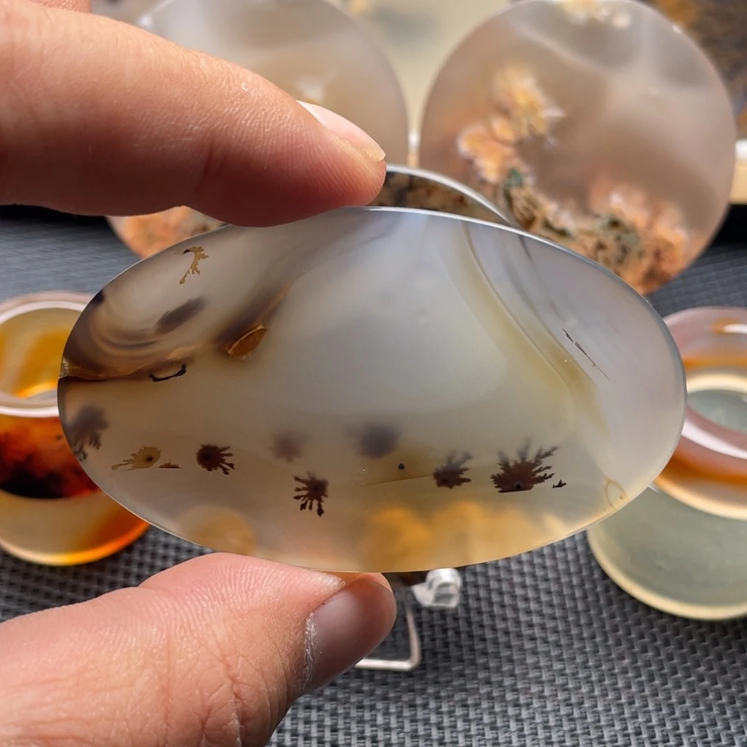 玛瑙/玉髓未镶嵌颈饰