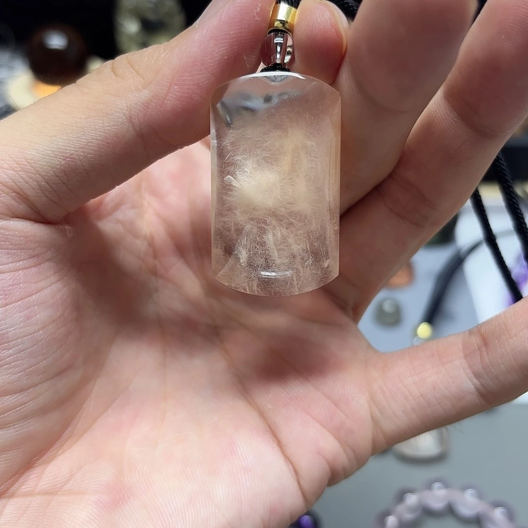 吊坠(赠链)未镶嵌水晶