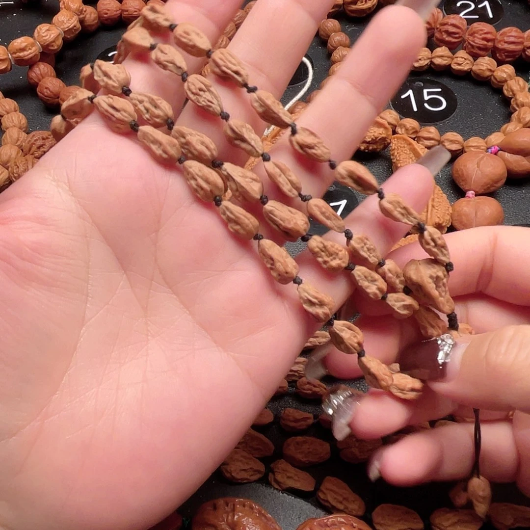 ꧔****文玩核桃吊坠小蛤蟆