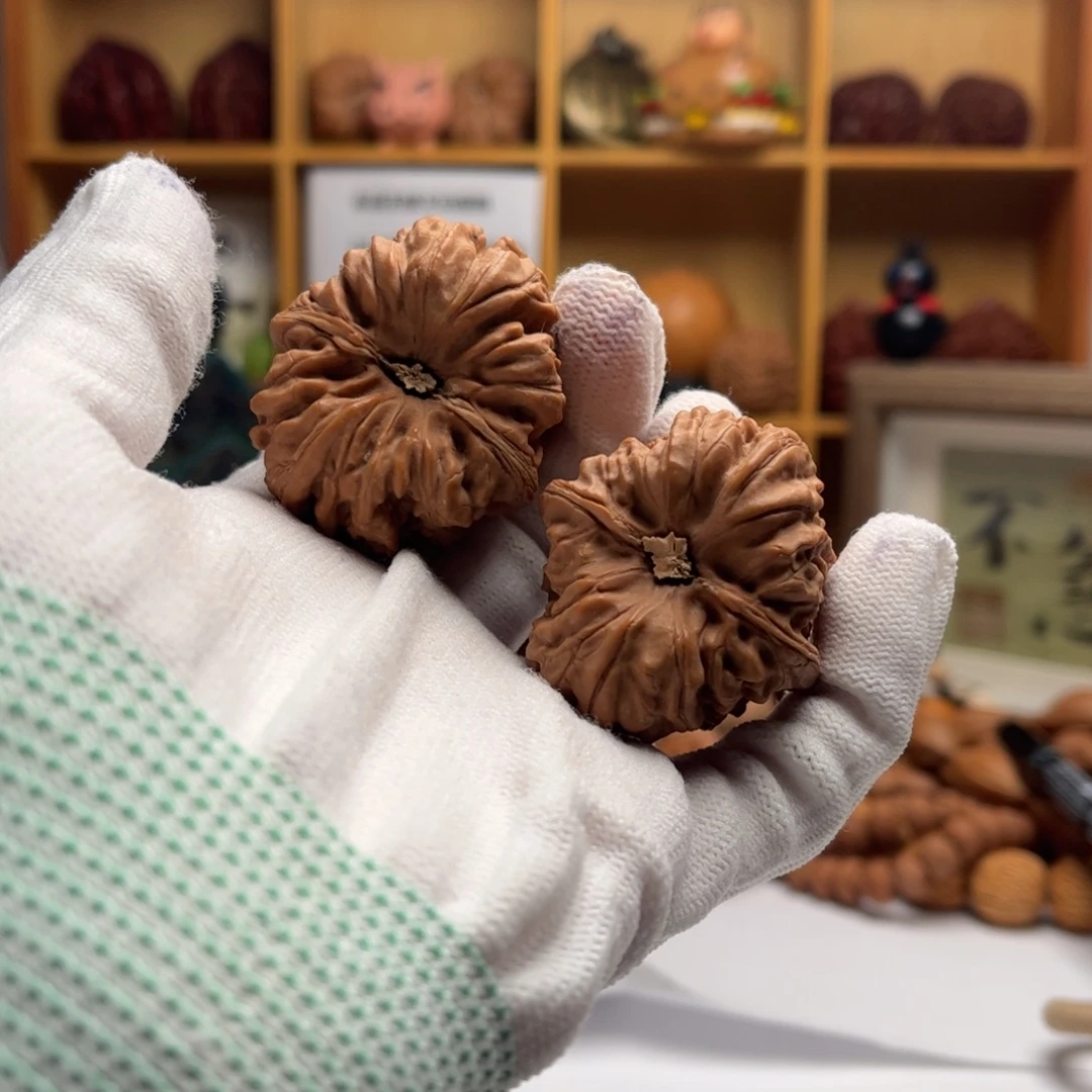 把件文玩核桃福利不退换，37左右平谷凹底