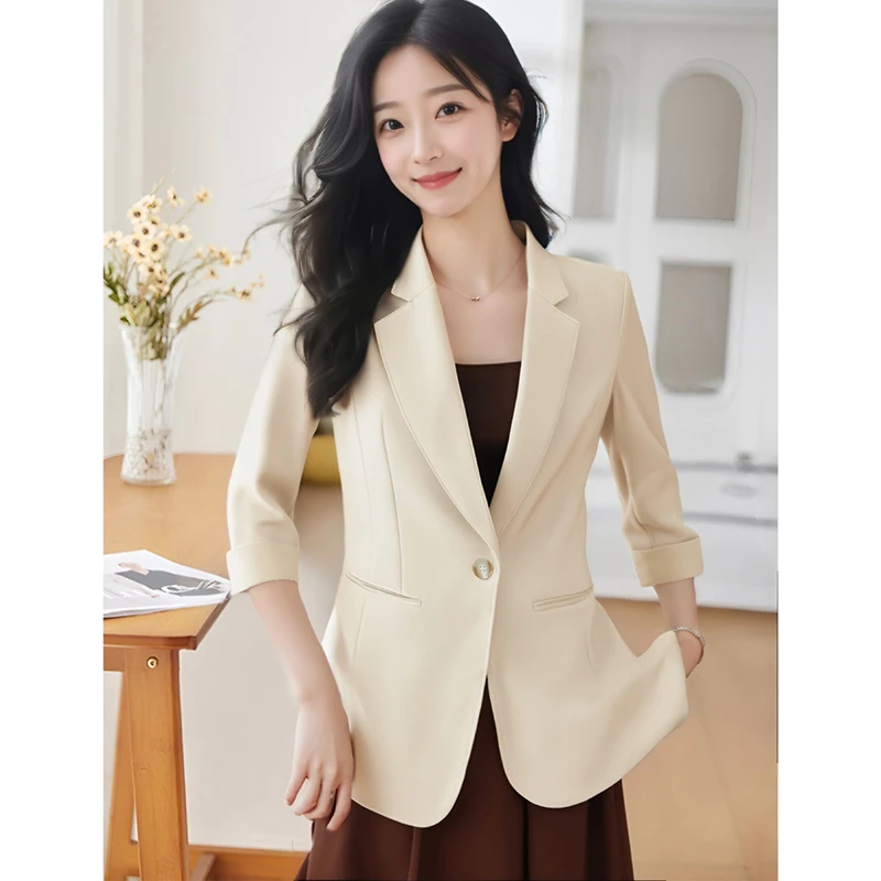 晚白【新品】2025春翻驳领一粒扣西装外套女25010851