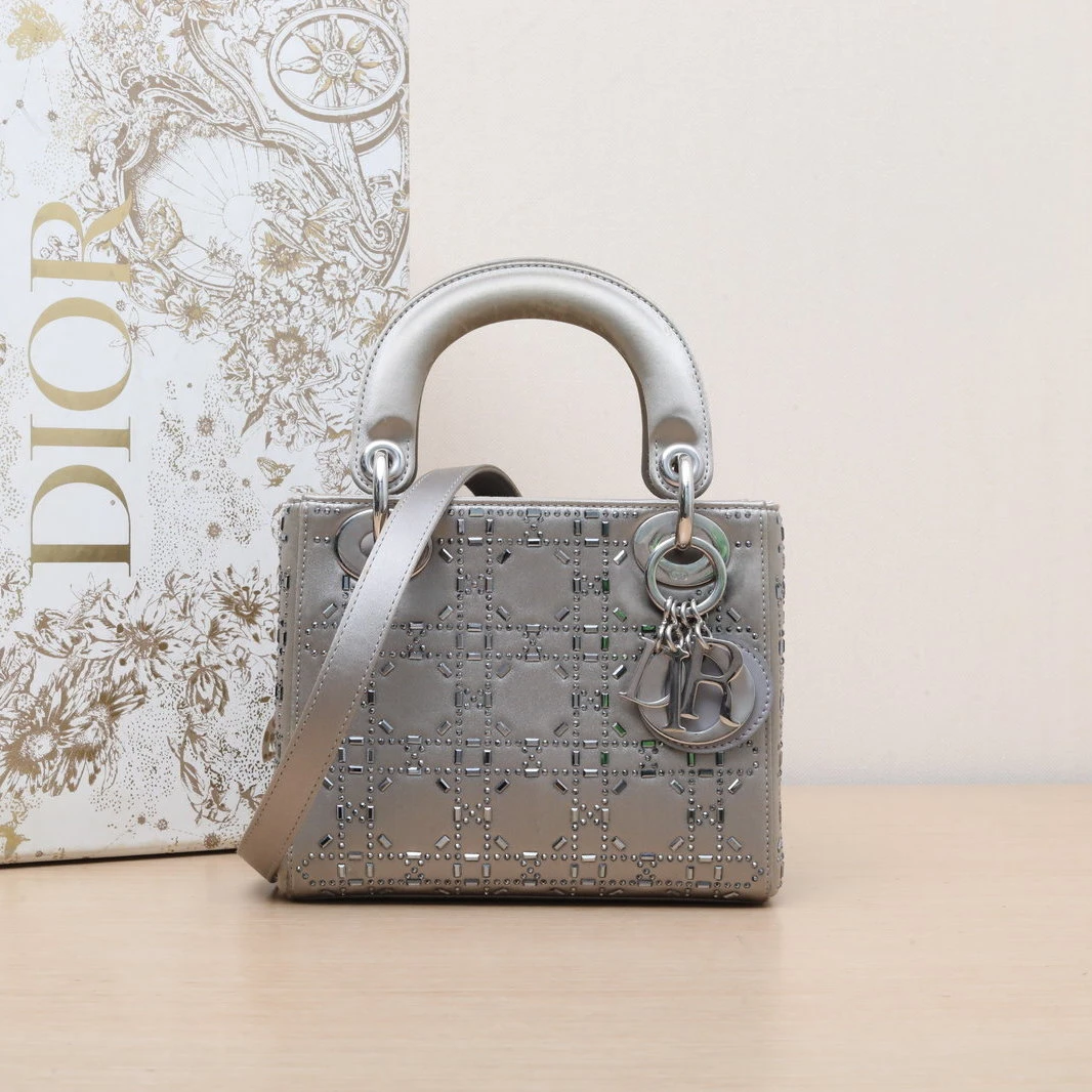 95新 DIOR/迪奥 【活动黑黑】戴妃包 三格 灰色 缎面 银扣 2016