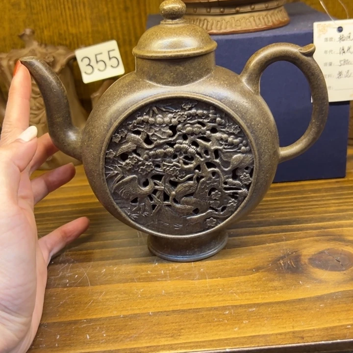 福***雕紫砂壶等艺术精品