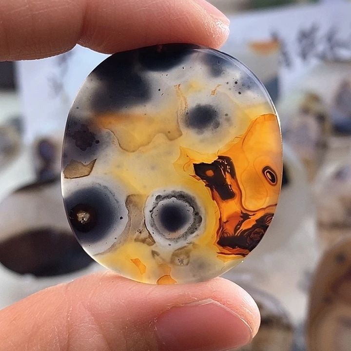 玛瑙/玉髓颈饰未镶嵌