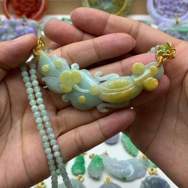 颈饰未镶嵌翡翠翡翠