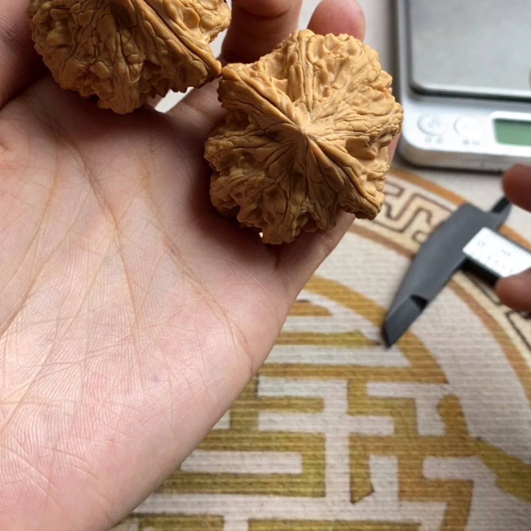 文玩核桃吊坠铁*真大故事