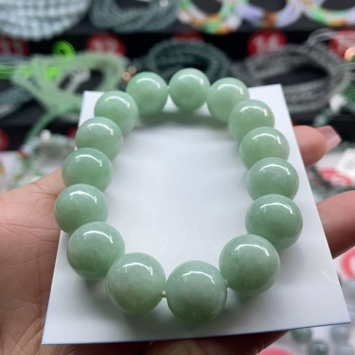 翡翠手链未镶嵌卡13