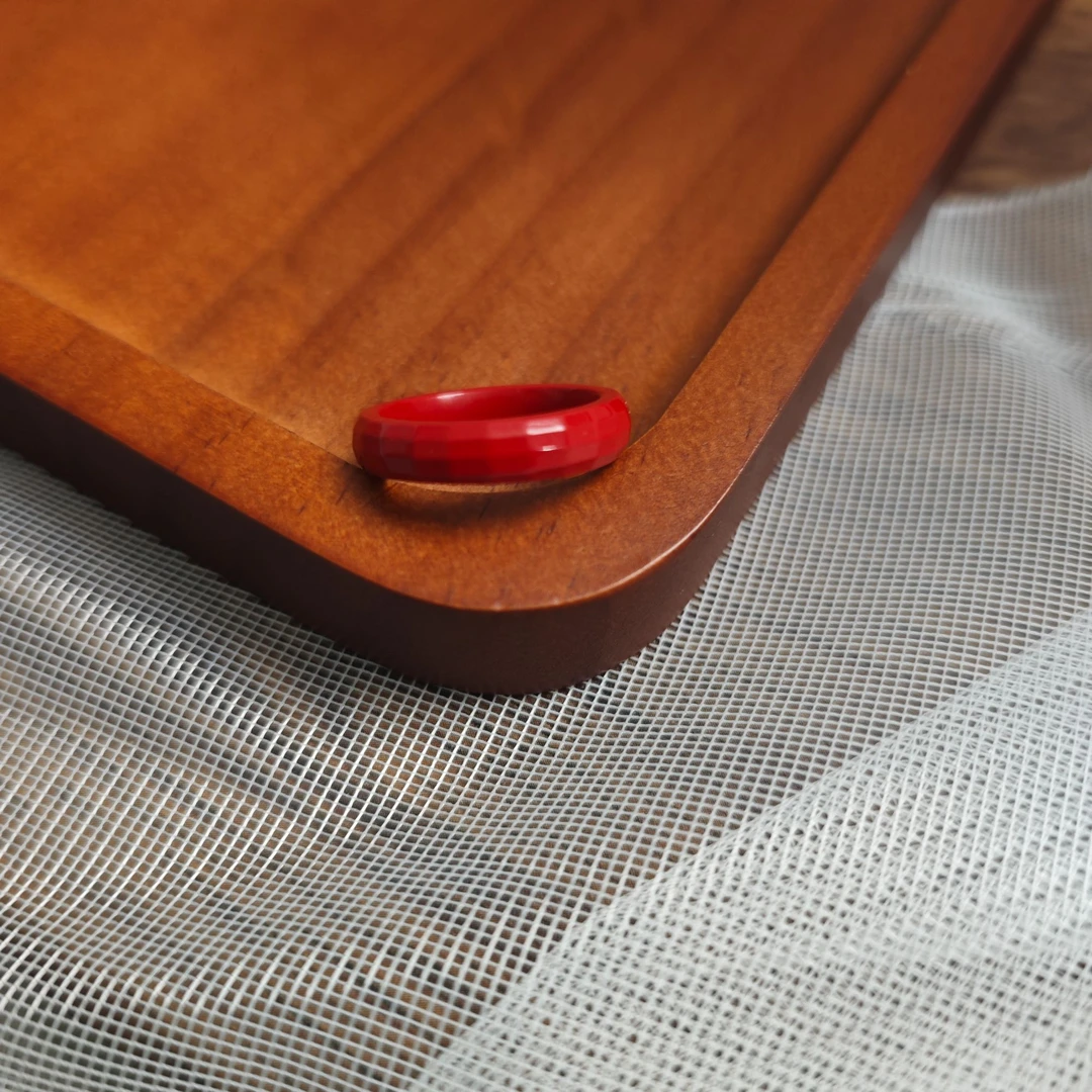 含辰砂工艺品高含量朱砂红砂戒指 设计款外圈带纹路 好看戒指