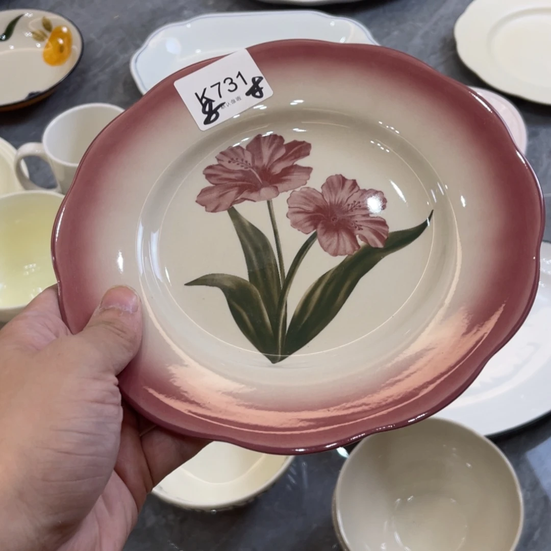 陶瓷微瑕餐具介意勿拍，满18飞！
