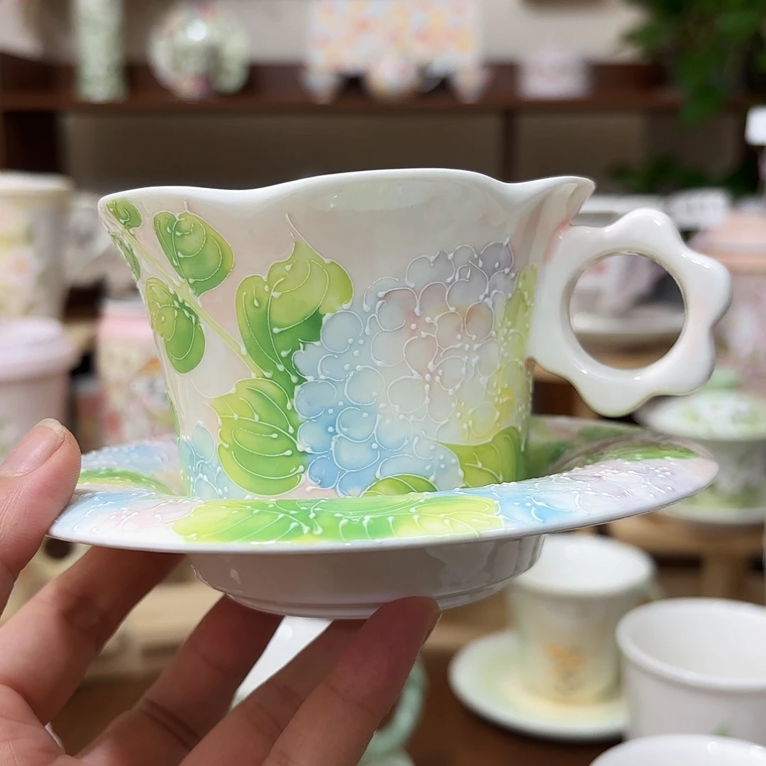 手绘创意高温釉下彩陶瓷