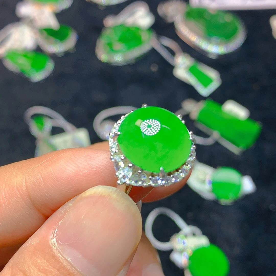 颈饰银S925镶嵌翡翠