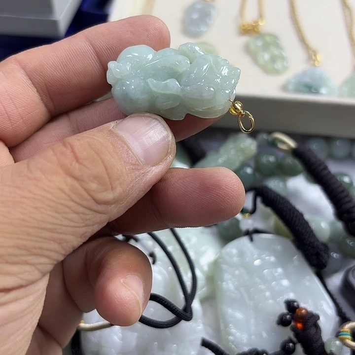 颈饰未镶嵌翡翠缅甸A货多样发货
