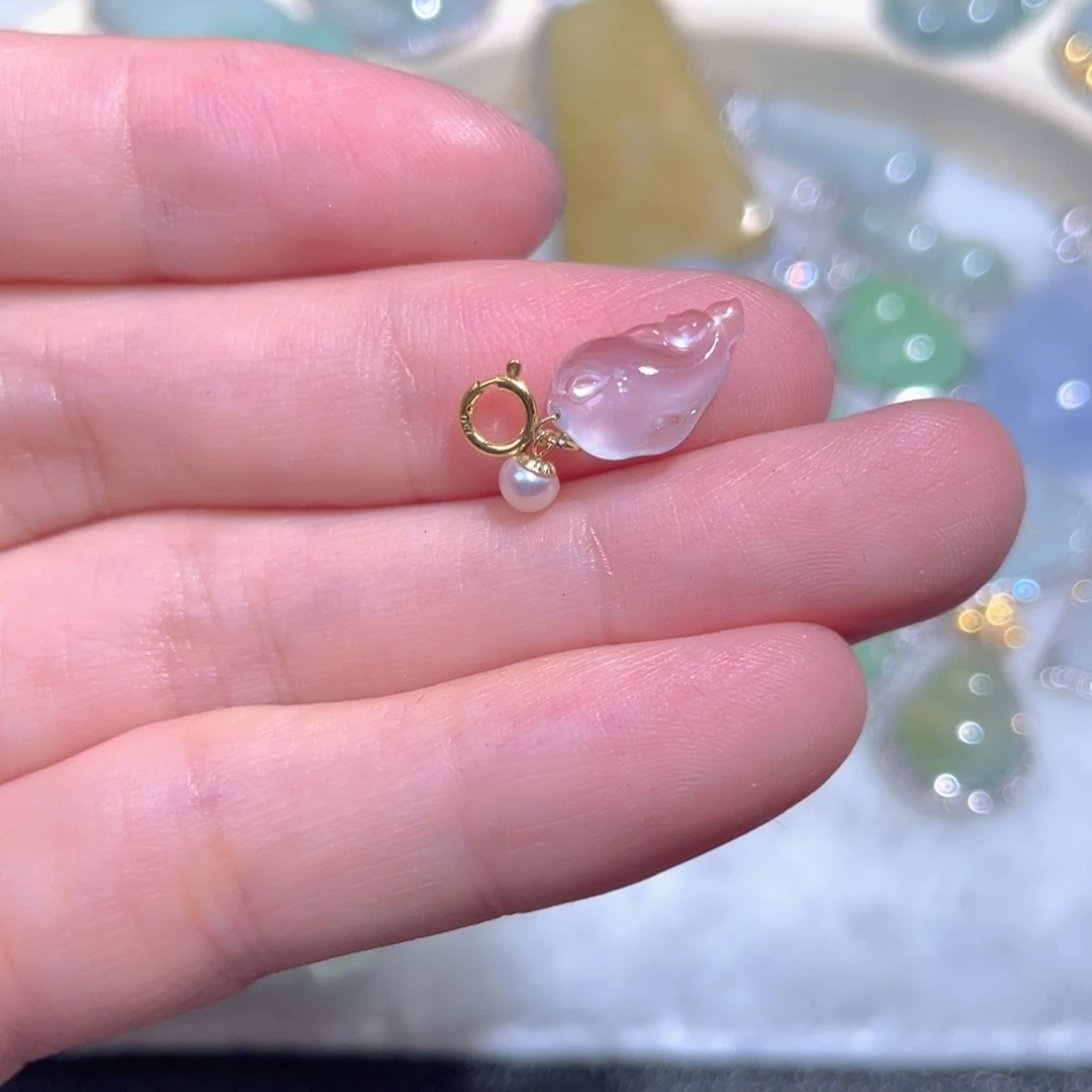 翡翠颈饰18K金镶嵌翡翠