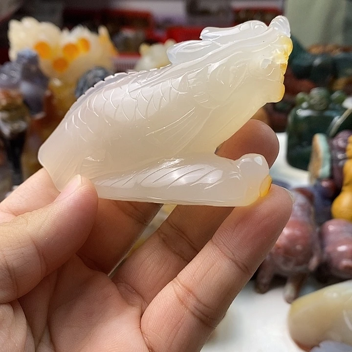 未镶嵌颈饰玛瑙/玉髓