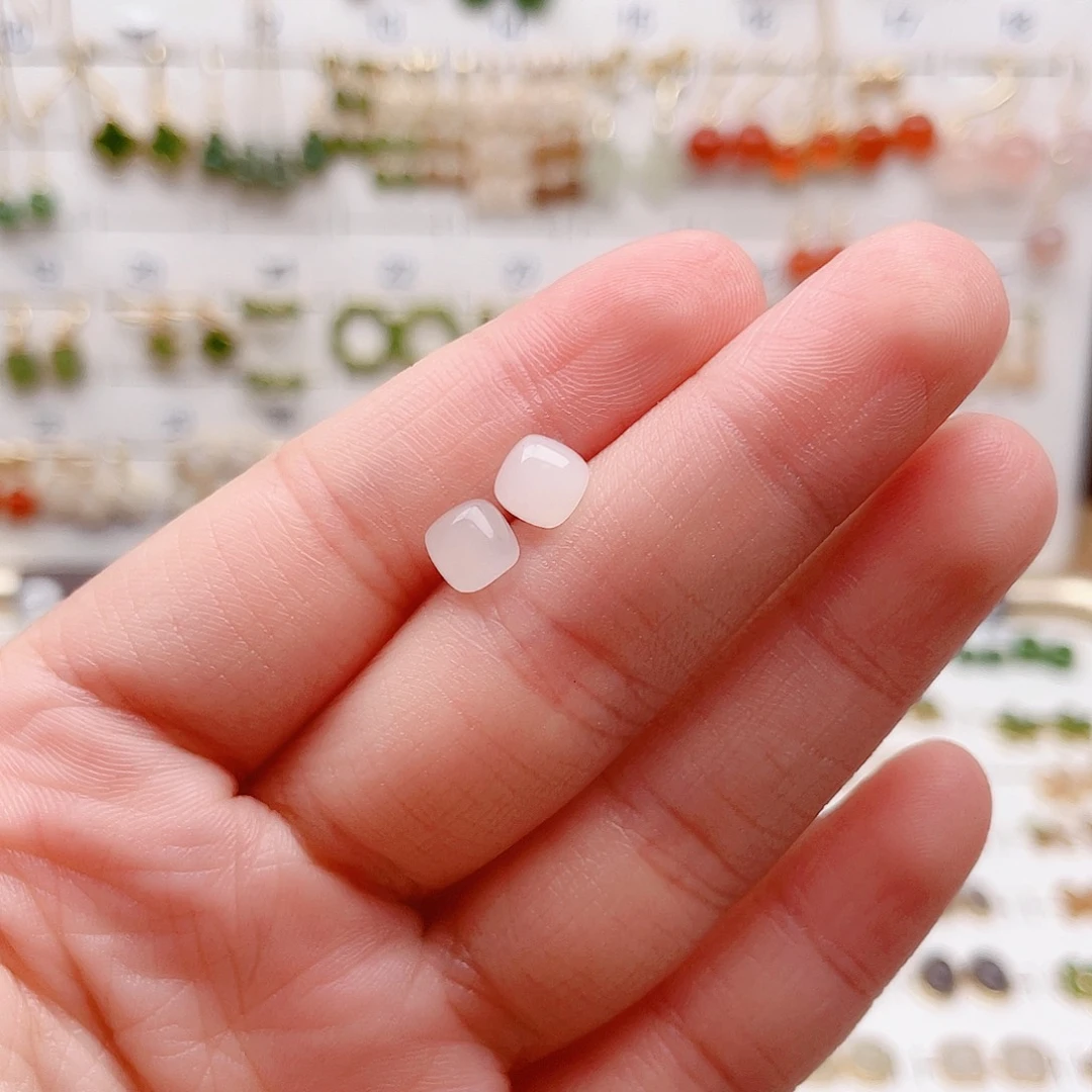 和田玉银S925镶嵌耳饰