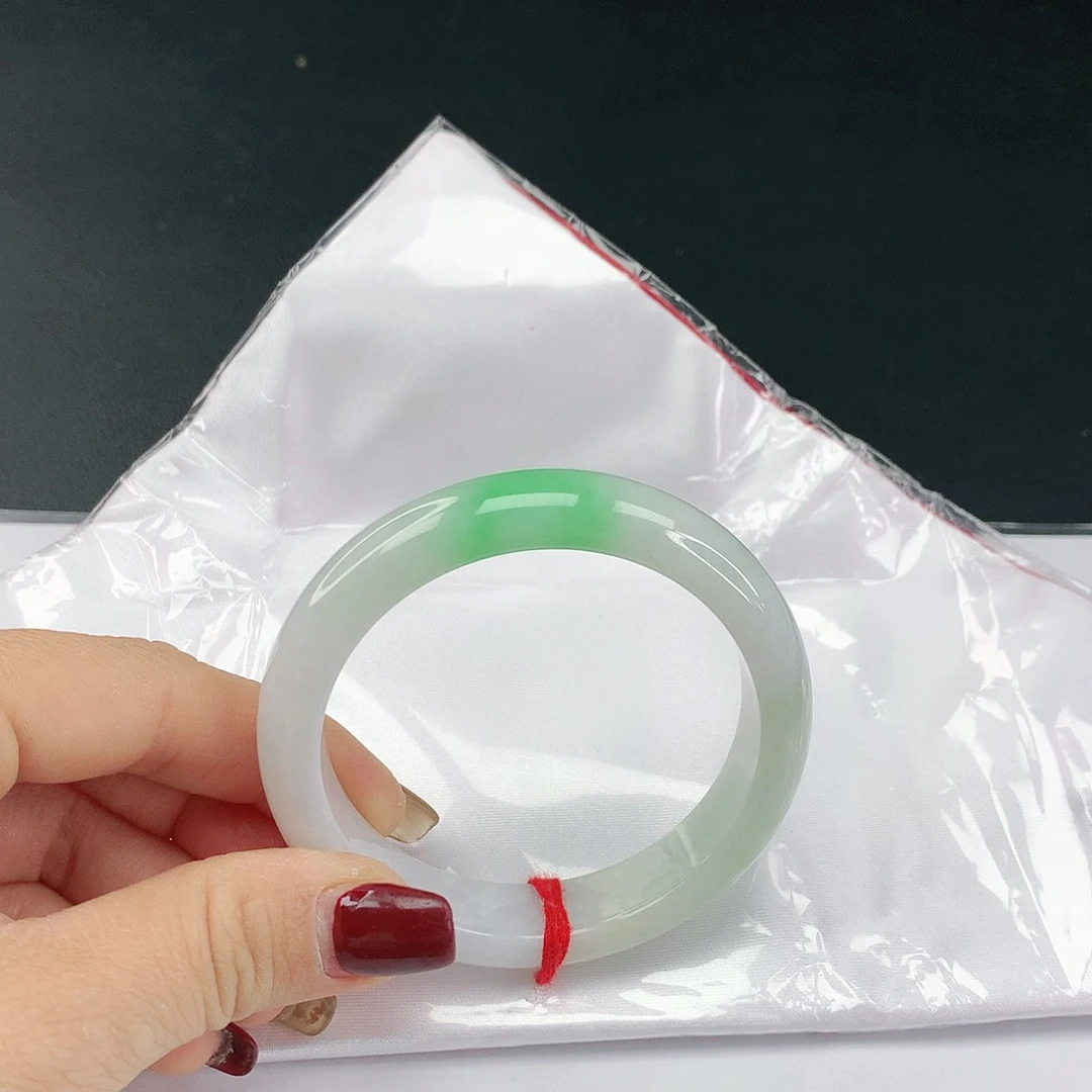 翡翠手镯未镶嵌翡翠408