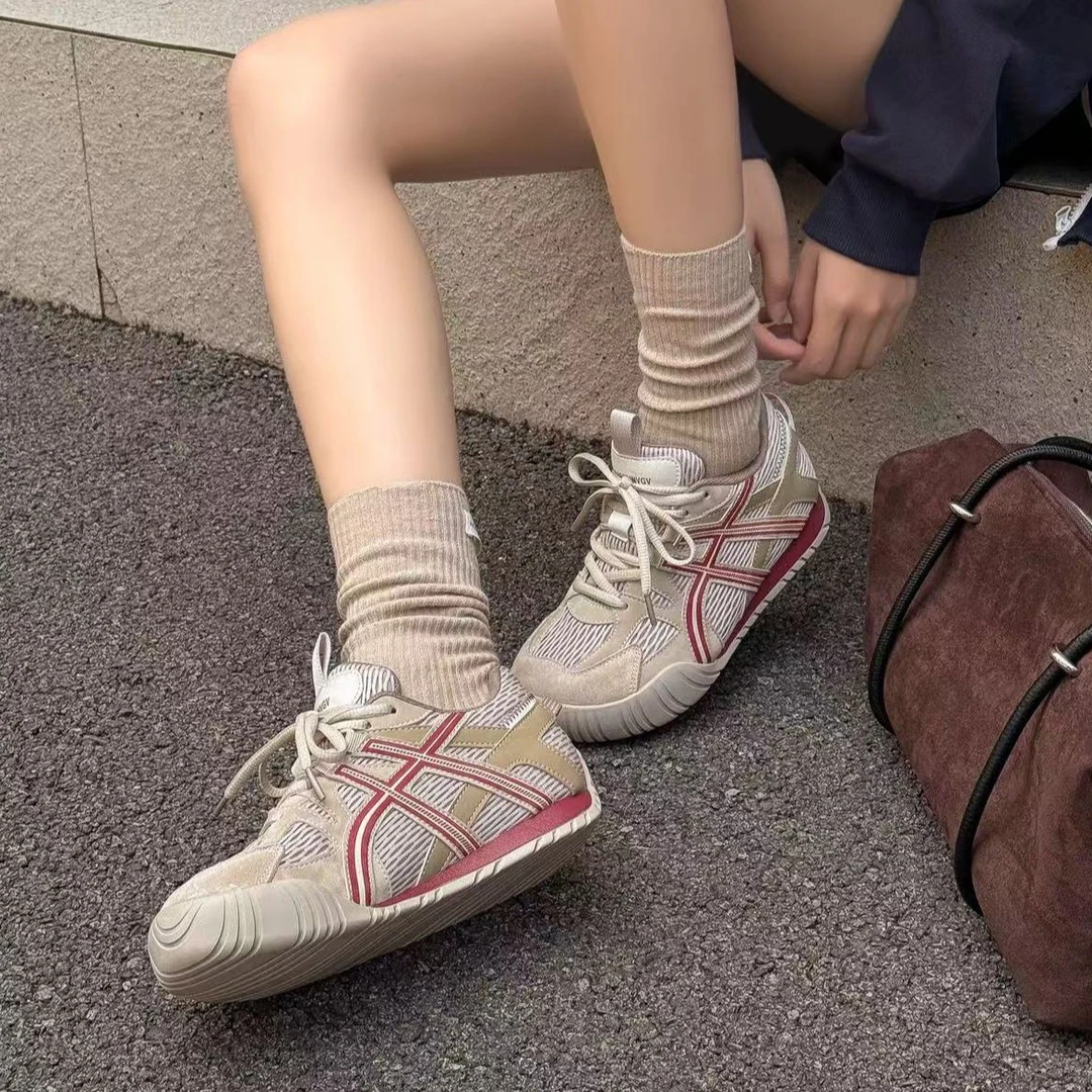 单鞋 德迅鞋 轻便 ins 韩版  秋季 新款 女鞋 5626