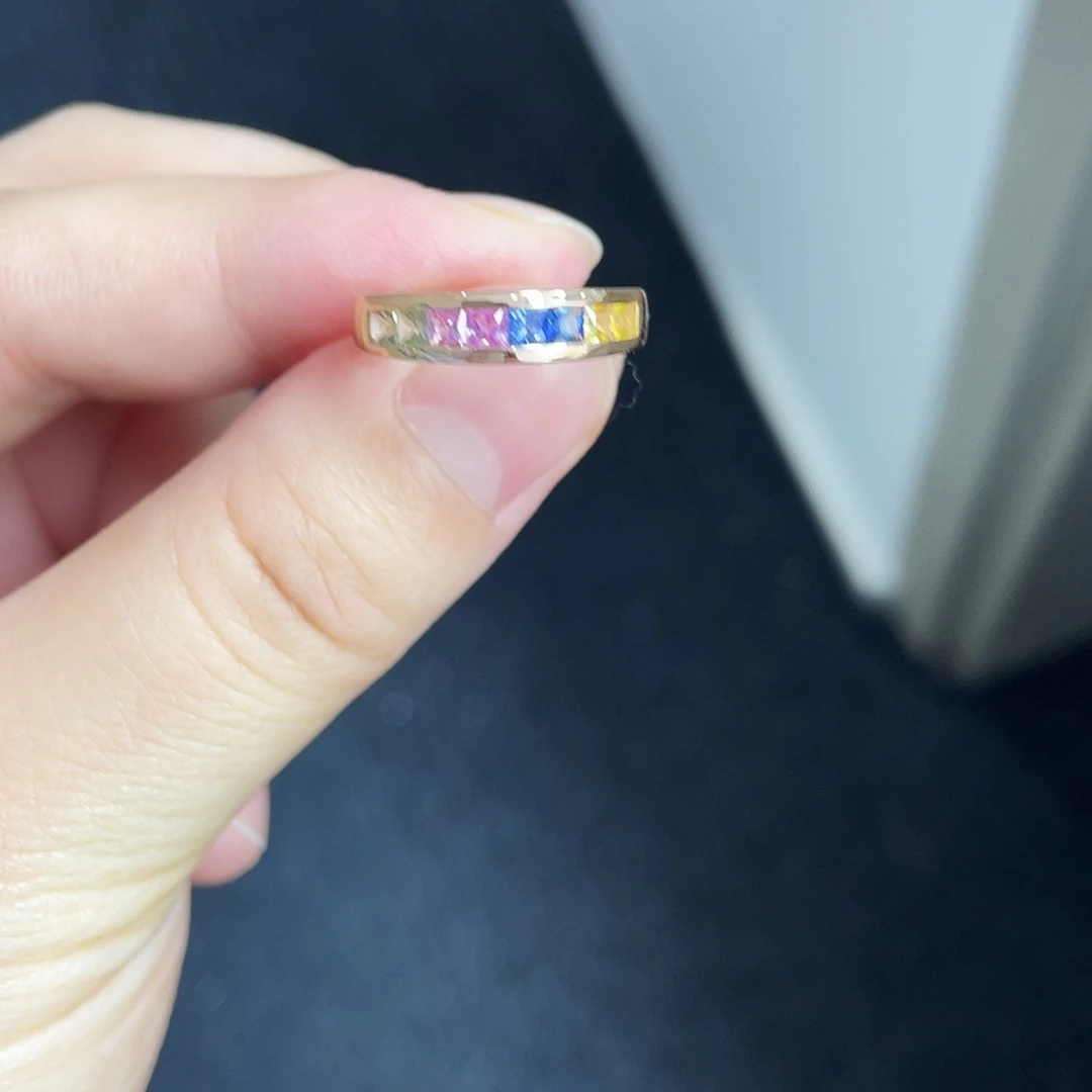 蓝宝石戒指18K金镶嵌弓**、彩色蓝宝石