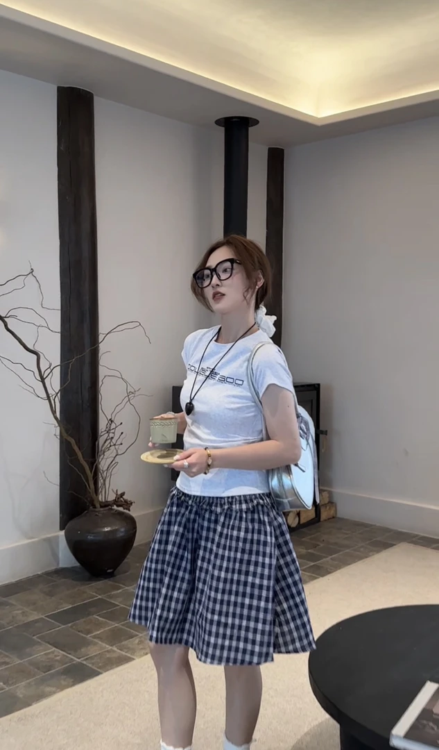 蓝色气质格子中裙 8003